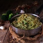 Pasta con melanzane e pomodorini secchi