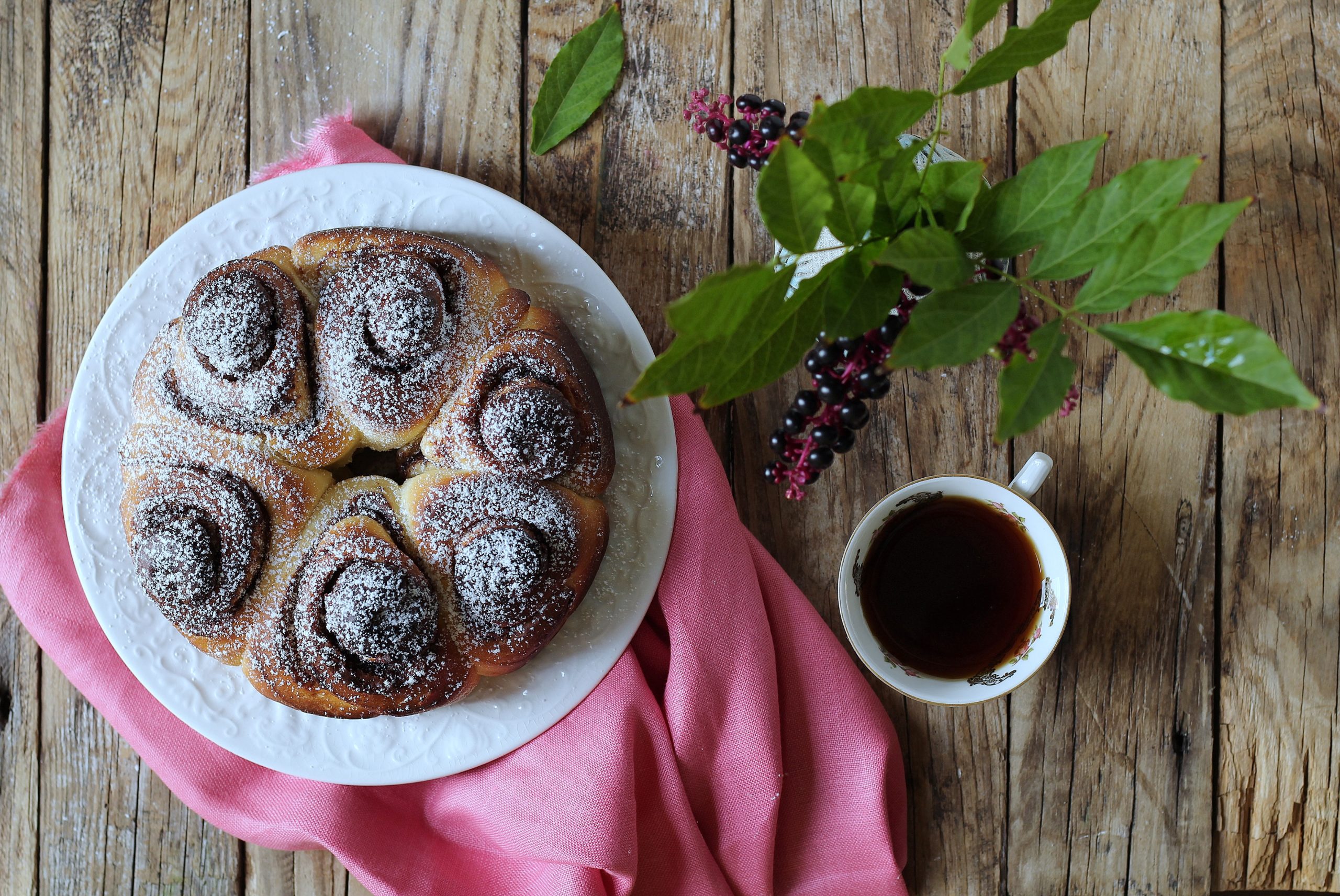 Torta soffice di rose alla Nutella