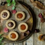 Crostata integrale con confettura di albicocche