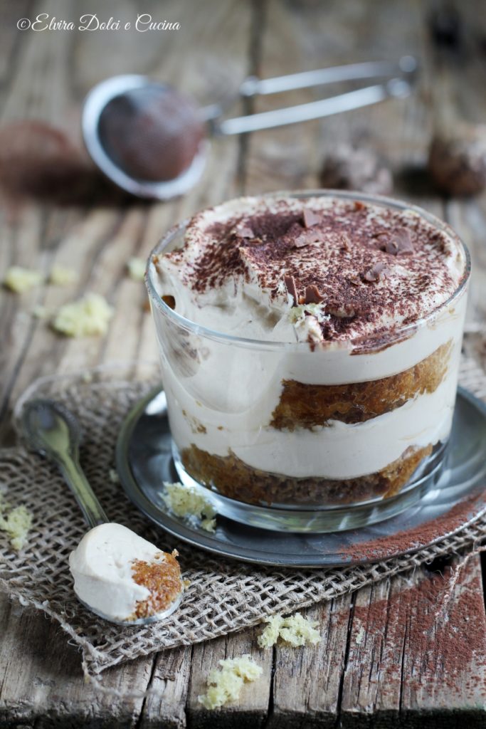 Mousse al caffè con pandoro