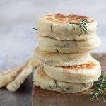 Biscotti con frolla alla nocciola farciti