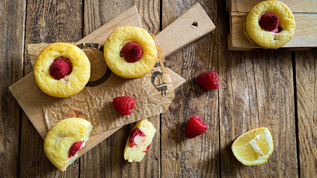 tortine cremose limone e lamponi senza glutine