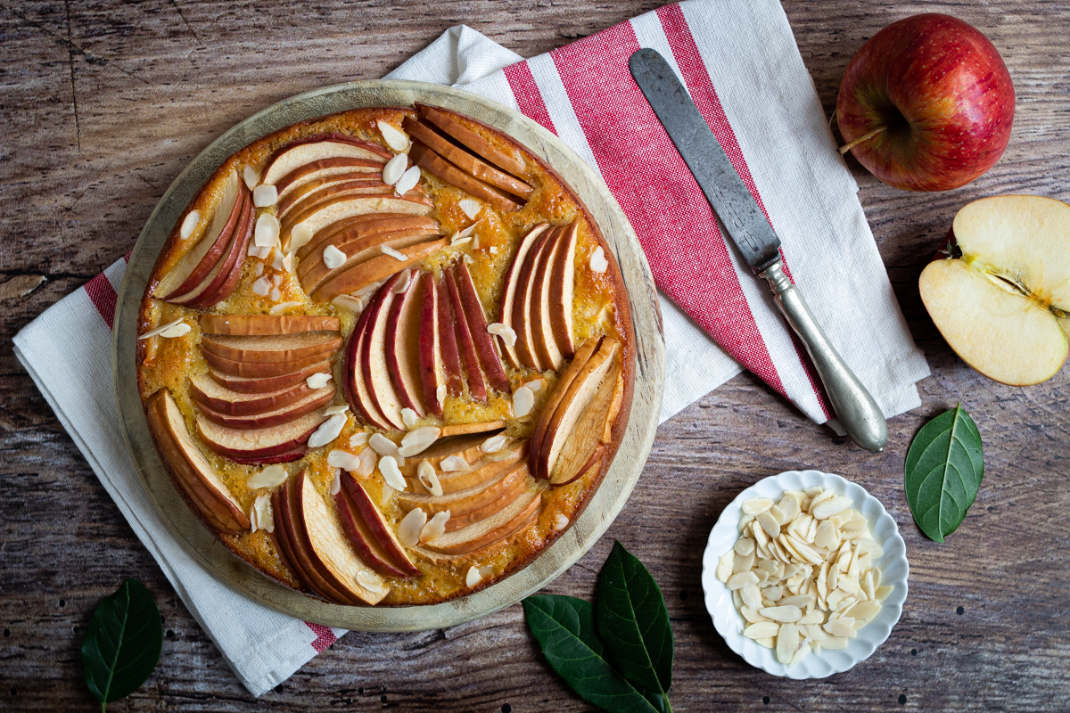 torta di mele e mandorle