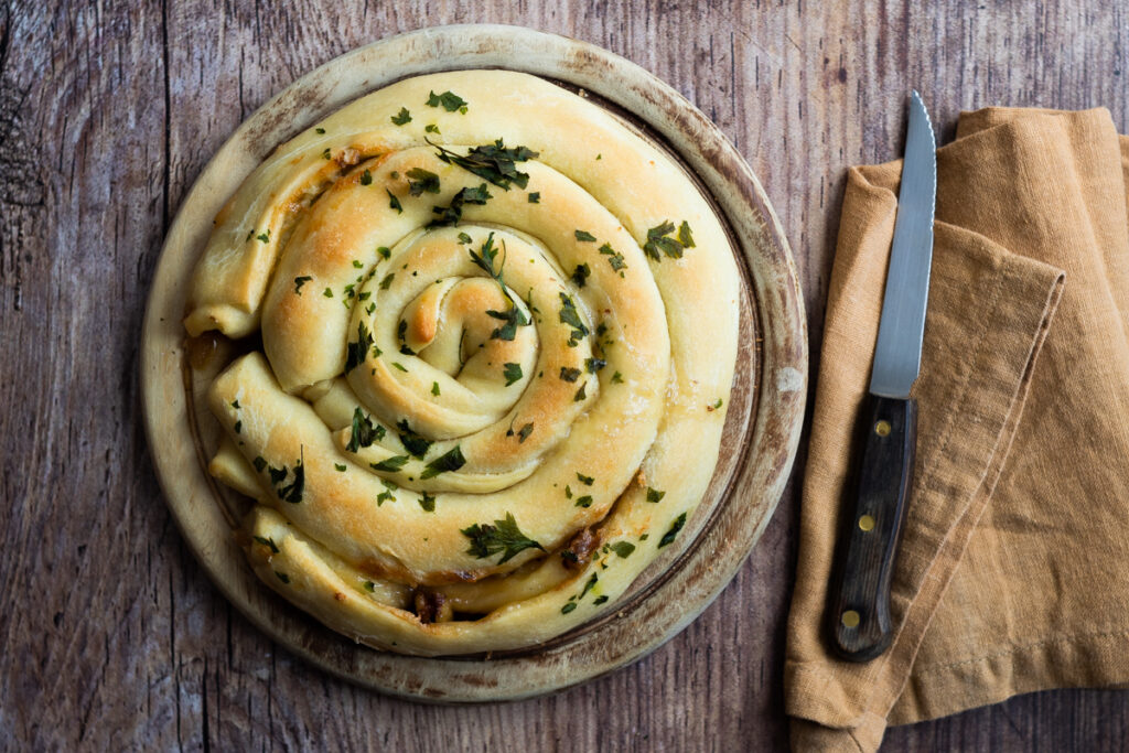 focaccia arrotolata gorgonzola e noci