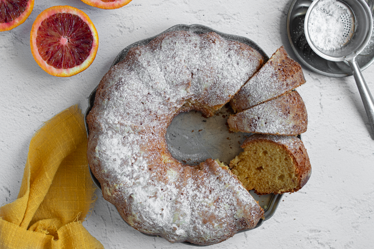 ciambellone yogurt e arancia senza bilancia