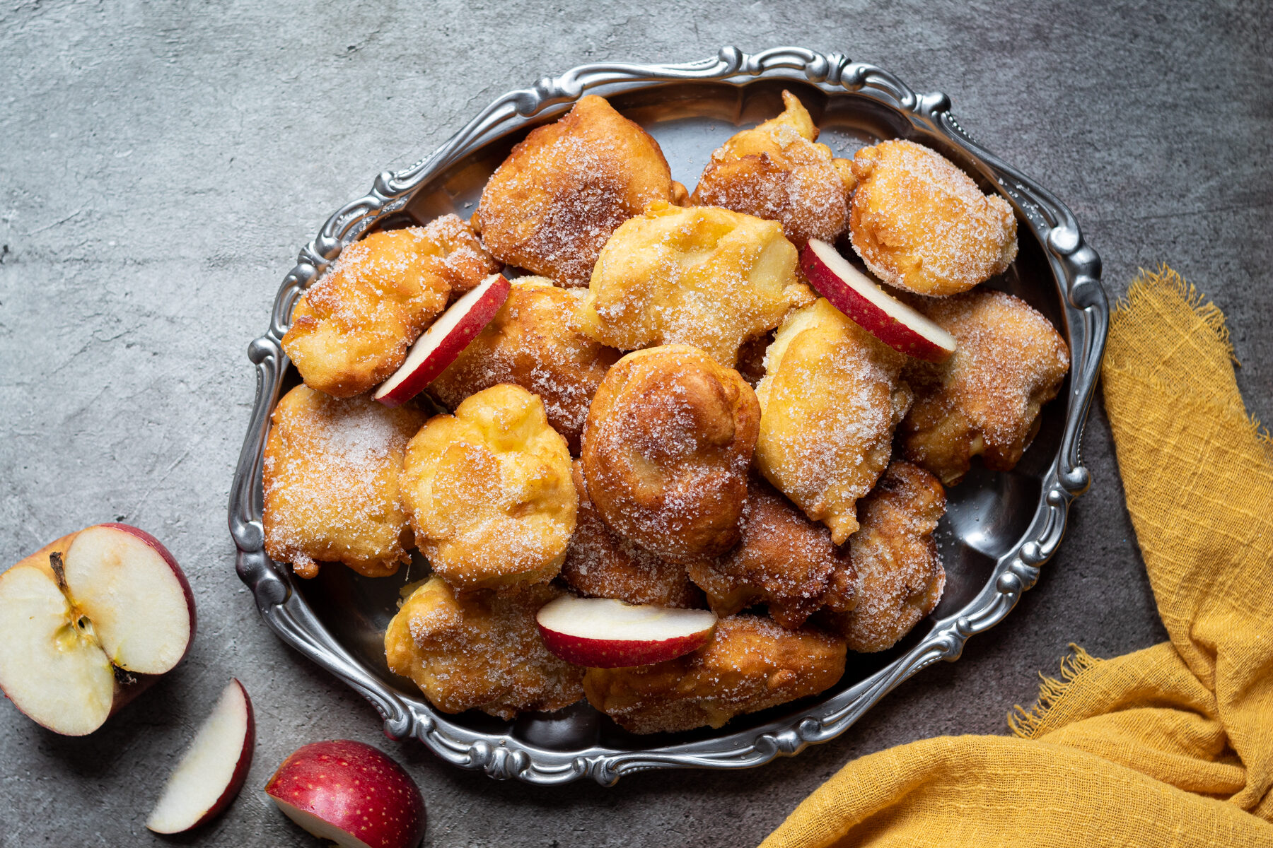 Frittelle di mele al cucchiaio - Elvira Dolci e Cucina- Ricette facili  veloci e sfiziose